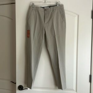 NWT Dockers Slim Tapered Smartflex Khakis, men’s 32x30.